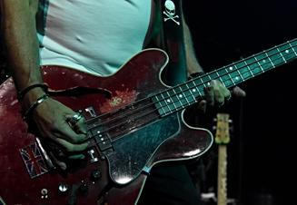 6-Peter Hook & The Light