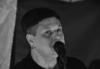 3-Katka Šarközi
