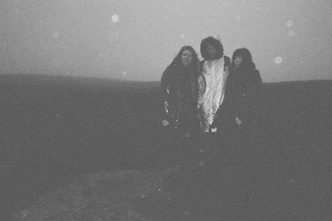 fullmoonzine.cz