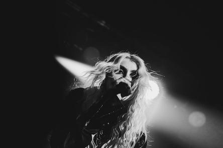 fullmoonzine.cz