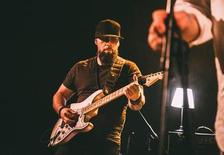 Alex Clare