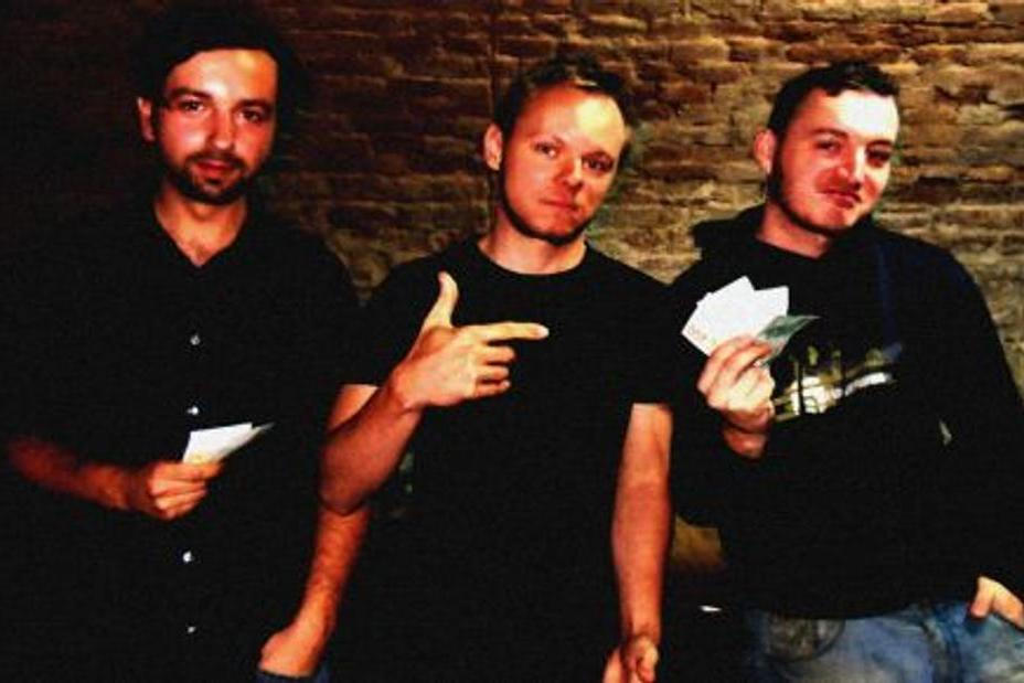 fullmoonzine.cz