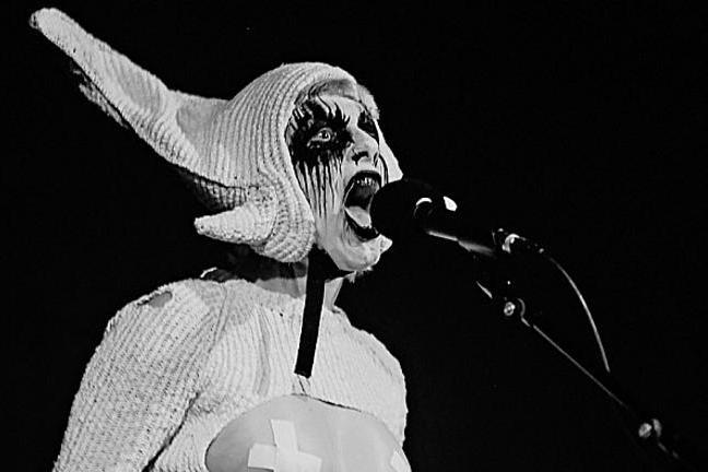 fullmoonzine.cz