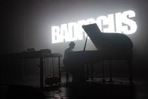Czeching BADFOCUS PHOTO MIHARUMICHA