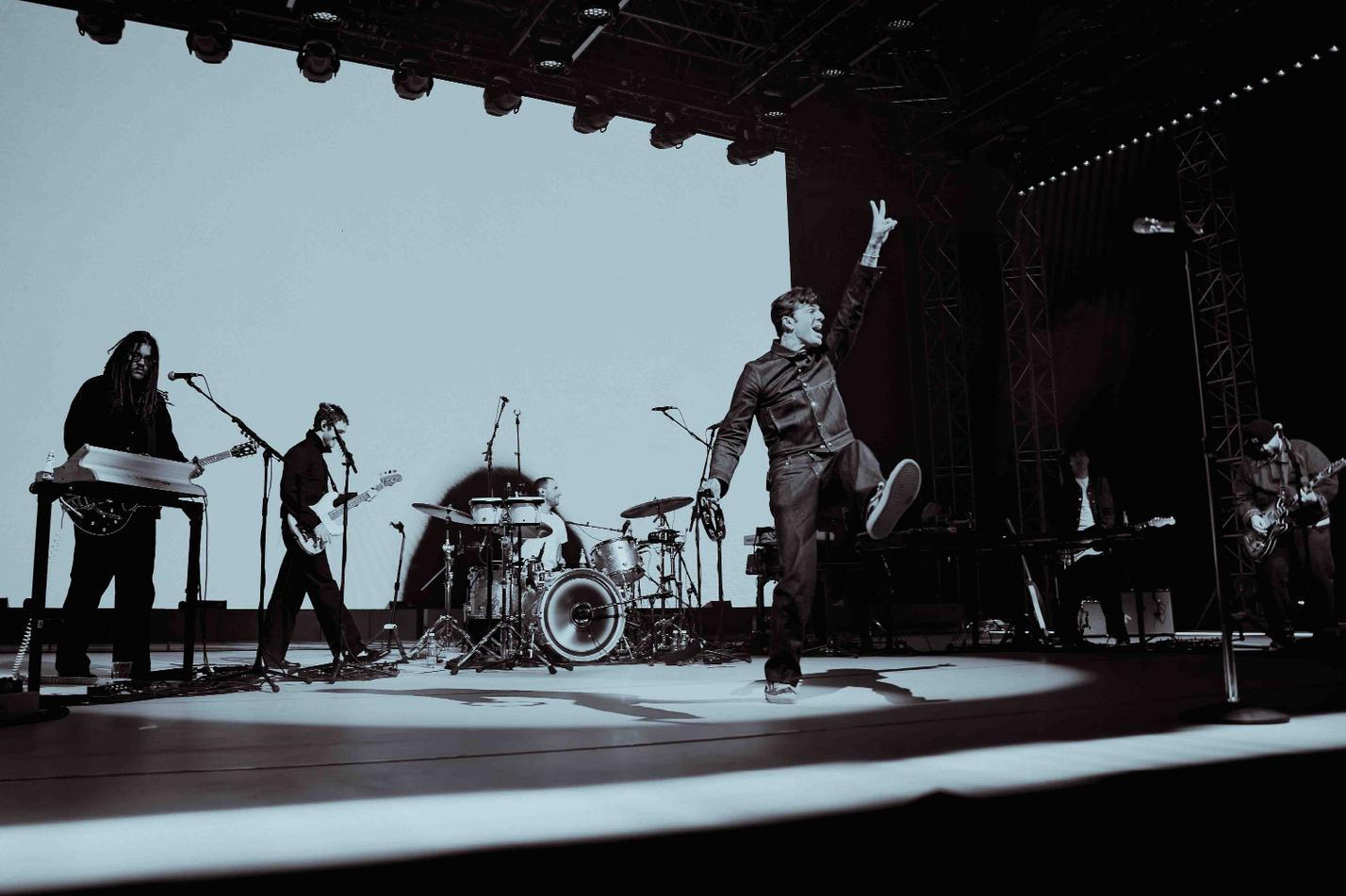 The Neighbourhood5_Veronika Ramertová