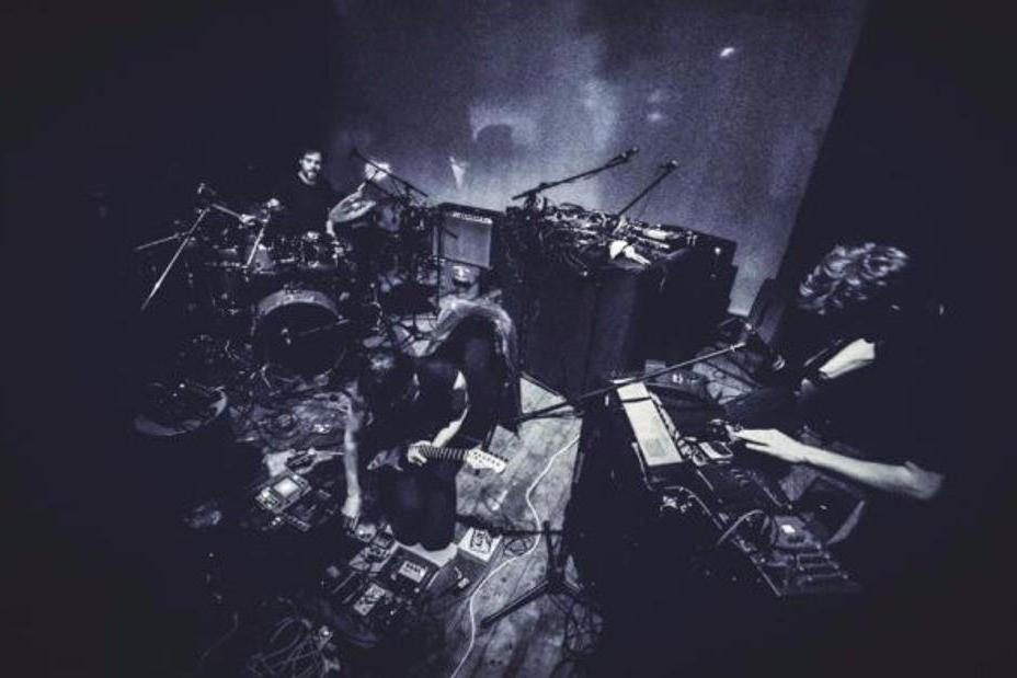 fullmoonzine.cz