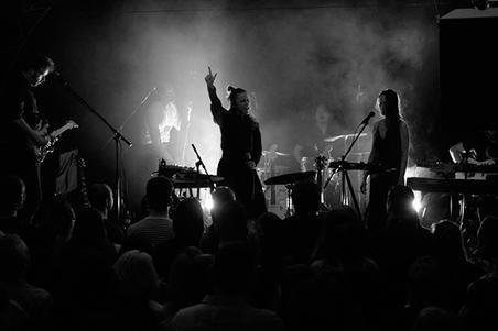 fullmoonzine.cz