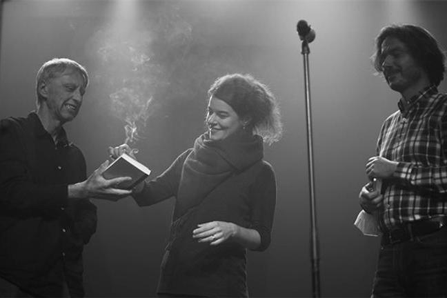fullmoonzine.cz