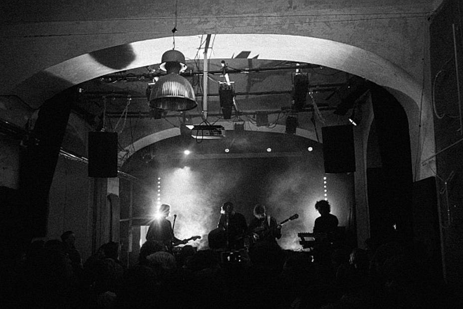 fullmoonzine.cz
