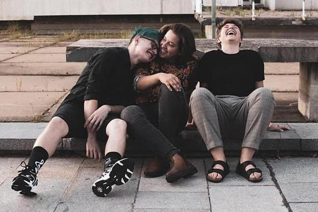 fullmoonzine.cz