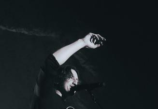 Dean Lewis (2)