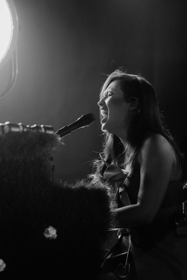 Alice Merton-2