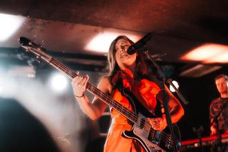Alice Merton-4