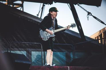 acdc-8013