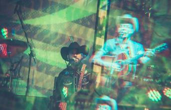 Frankie and The Deadbeats 4