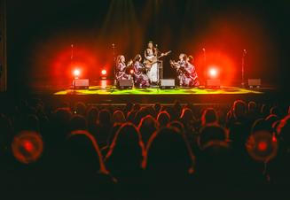 250131_square_asmaa_hamzaoui_and_bnat_timbouktou_theatro_circo_photo_lais_pereira-4