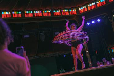 YUCK CIRCUS 4