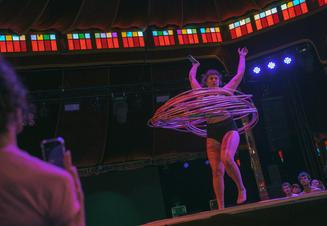 YUCK CIRCUS 4