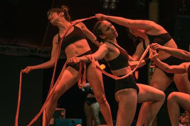 YUCK CIRCUS 3