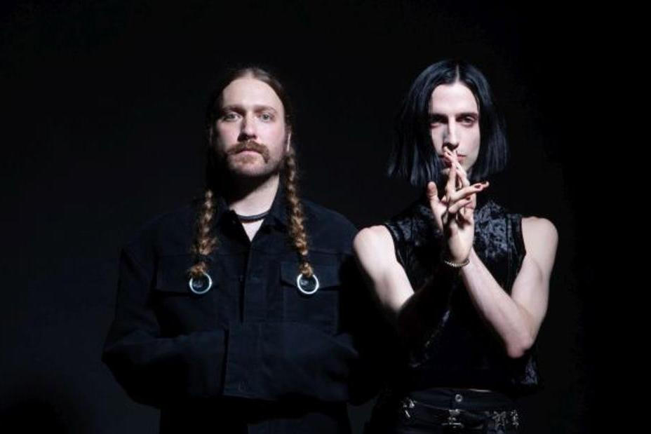 fullmoonzine.cz