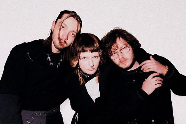 fullmoonzine.cz