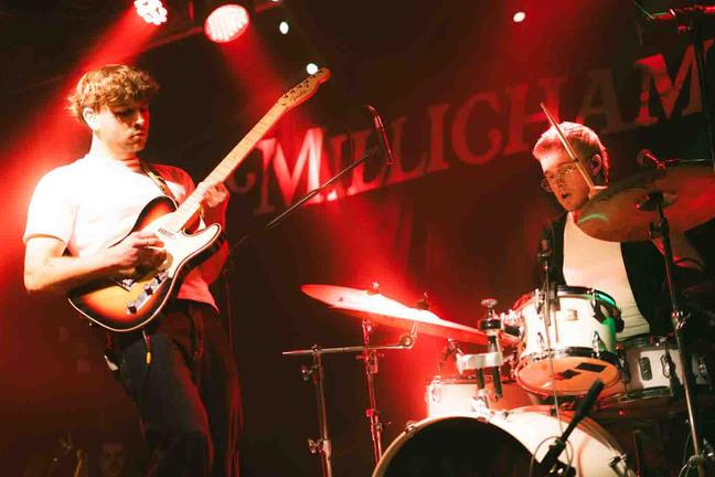 fullmoonzine.cz