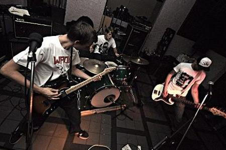 fullmoonzine.cz