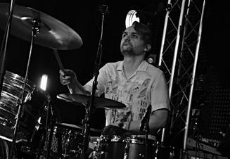 2-MARTINA TRCHOVÁ & 90 % štěstí band