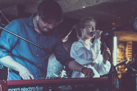 fullmoonzine.cz