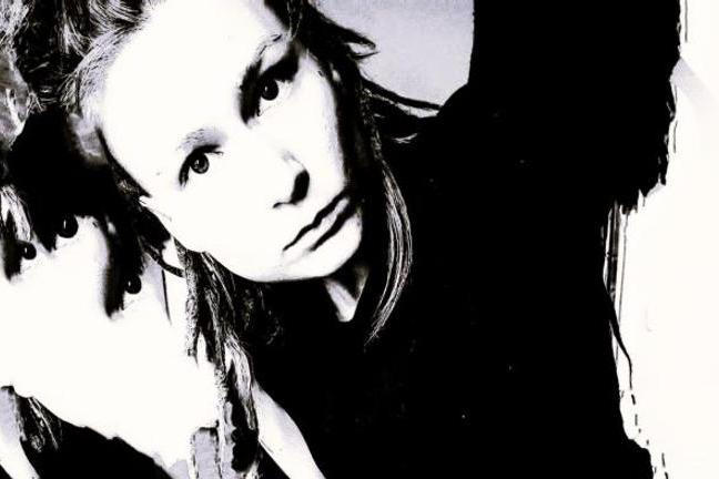 fullmoonzine.cz