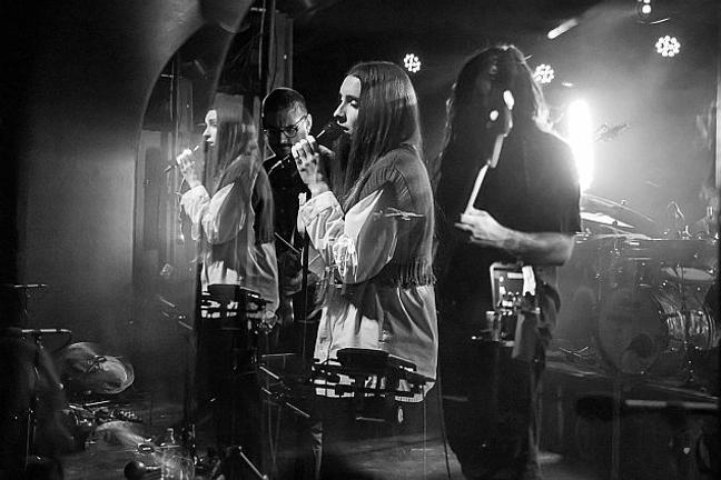 fullmoonzine.cz