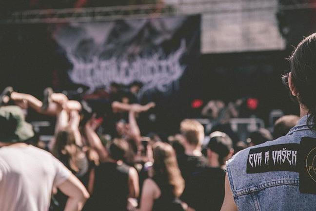 fullmoonzine.cz