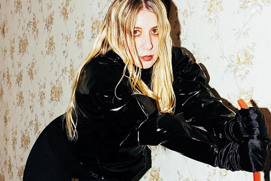 fullmoonzine.cz