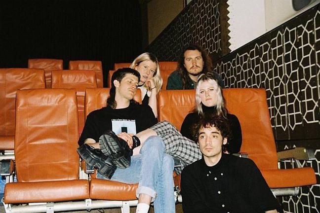fullmoonzine.cz