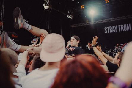 fullmoonzine.cz
