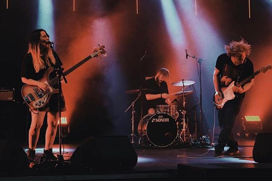 fullmoonzine.cz