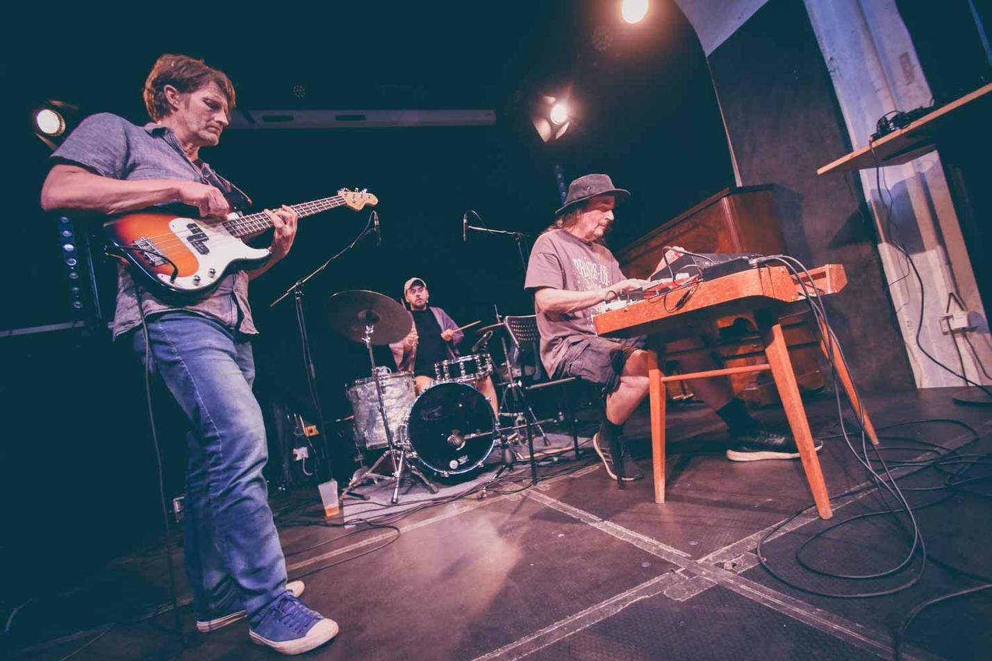 Hybrid Sessions 9