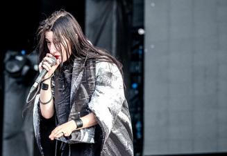 04_Zola Jesus