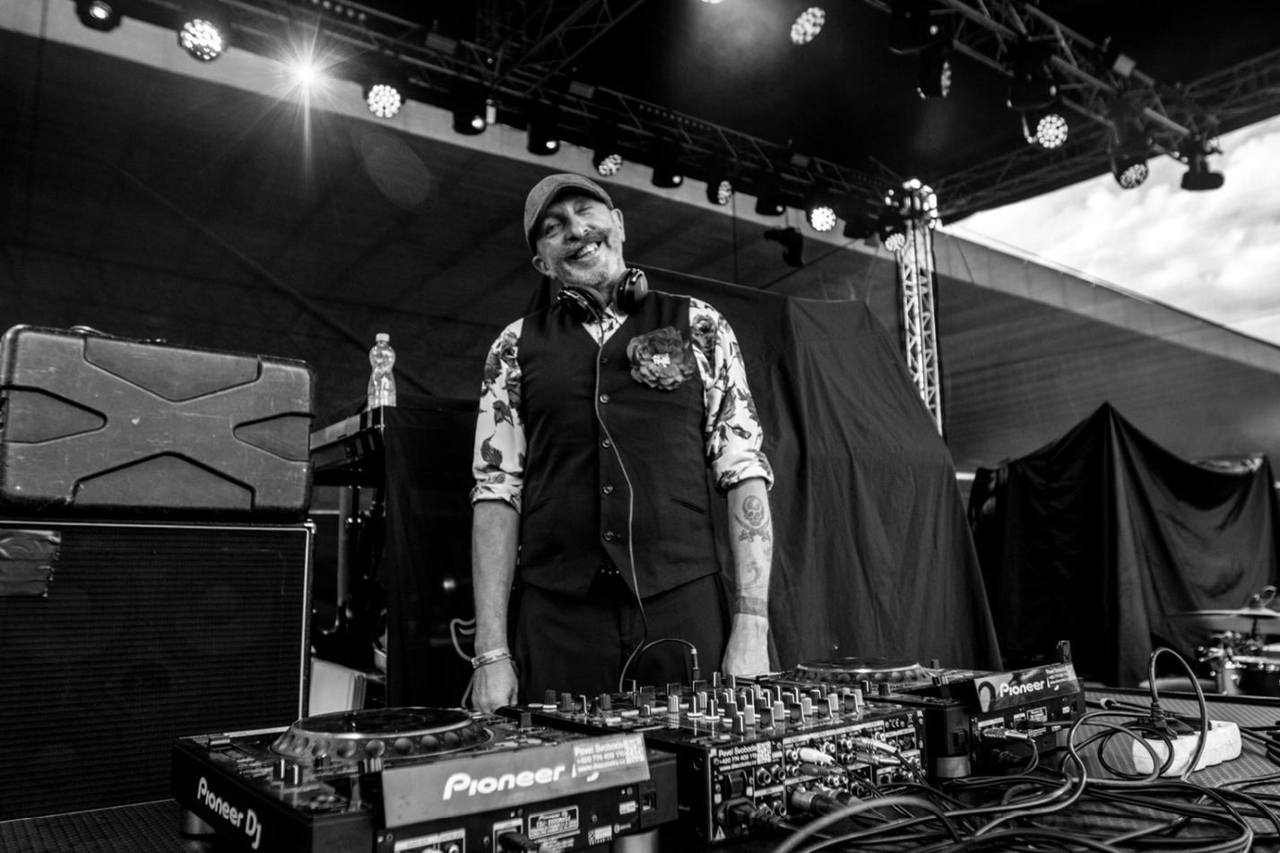DJ Gadjo