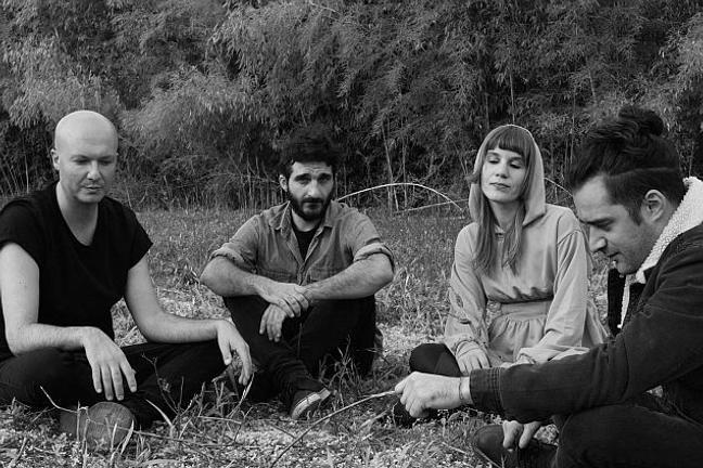fullmoonzine.cz