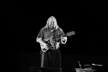Richard Dawson_02