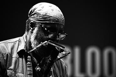 ALVIN YOUNGBLOOD HART 3