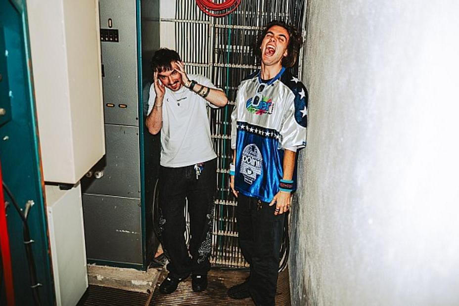 fullmoonzine.cz