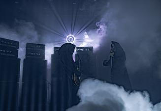 SunnnO)))13