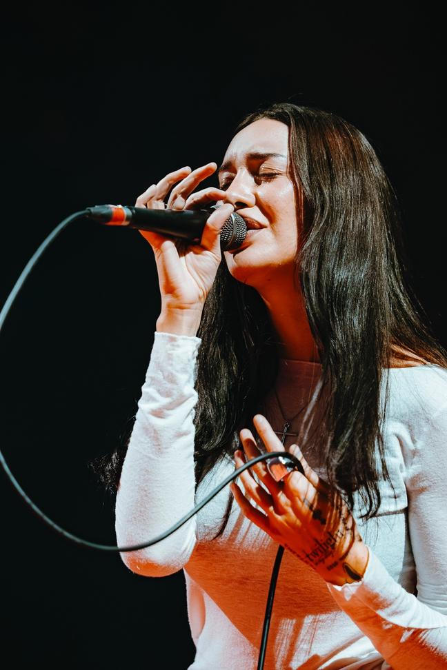 Julia Wolf - 3