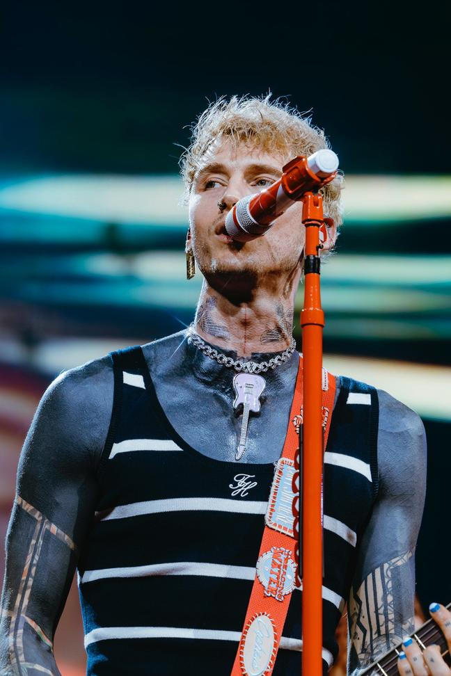 mgk - 2