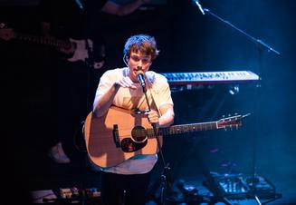 Alec Benjamin_01