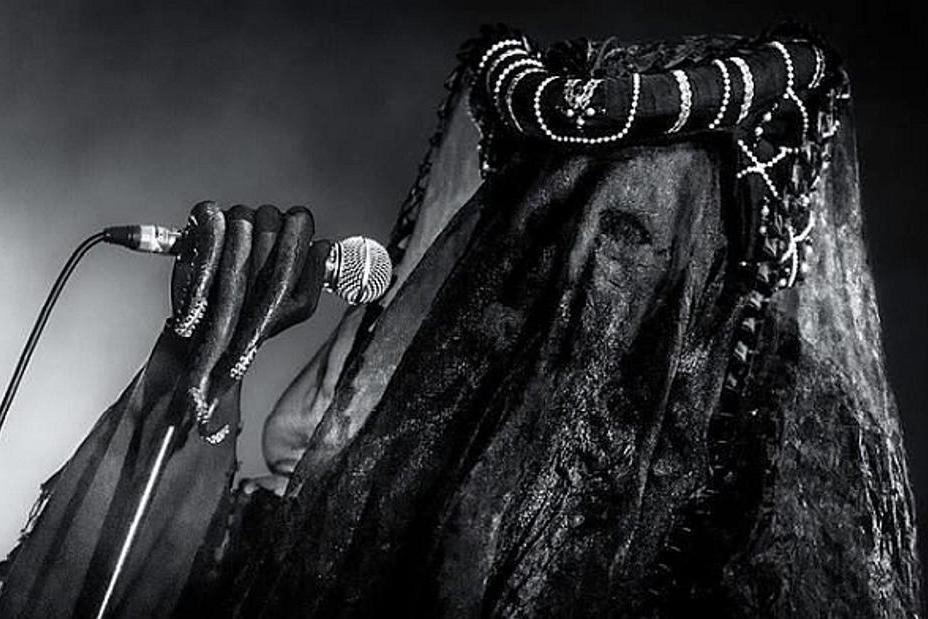 fullmoonzine.cz