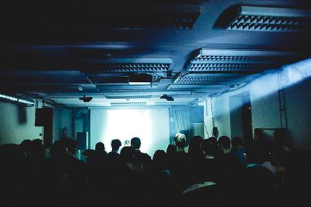 fullmoonzine.cz