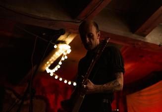 THE UNDERGROUND YOUTH(1)